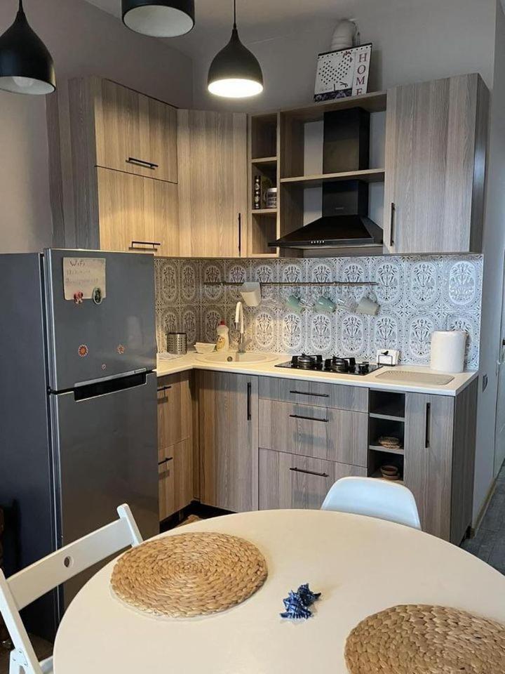 Great View Apartment Near Piazza Батуми Екстериор снимка